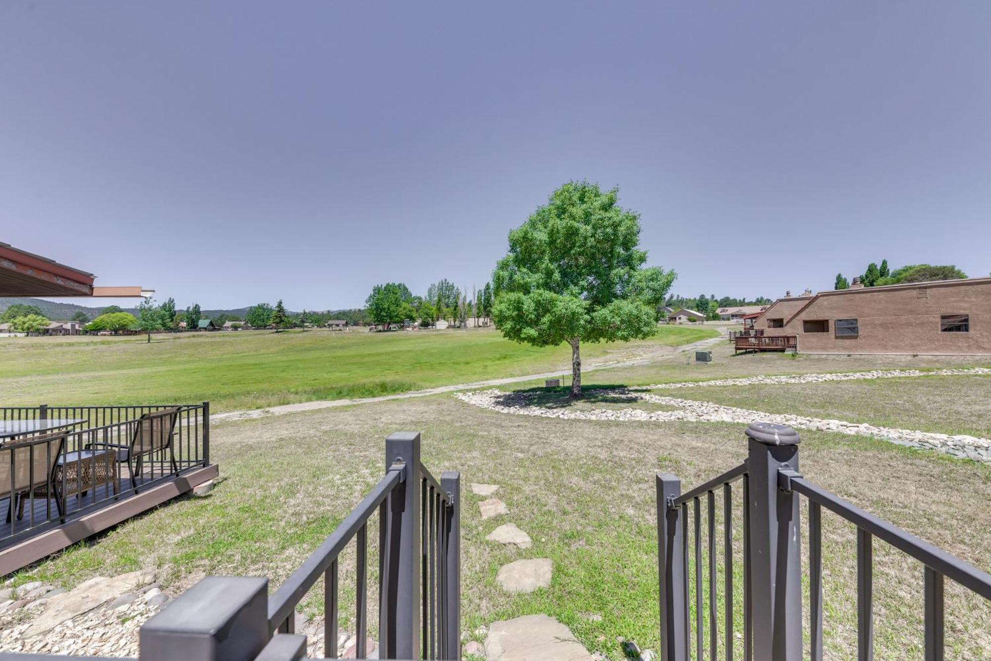 Ruidoso Golf Condo - Patio, Fire Pit And Mtn View! Ngoại thất bức ảnh